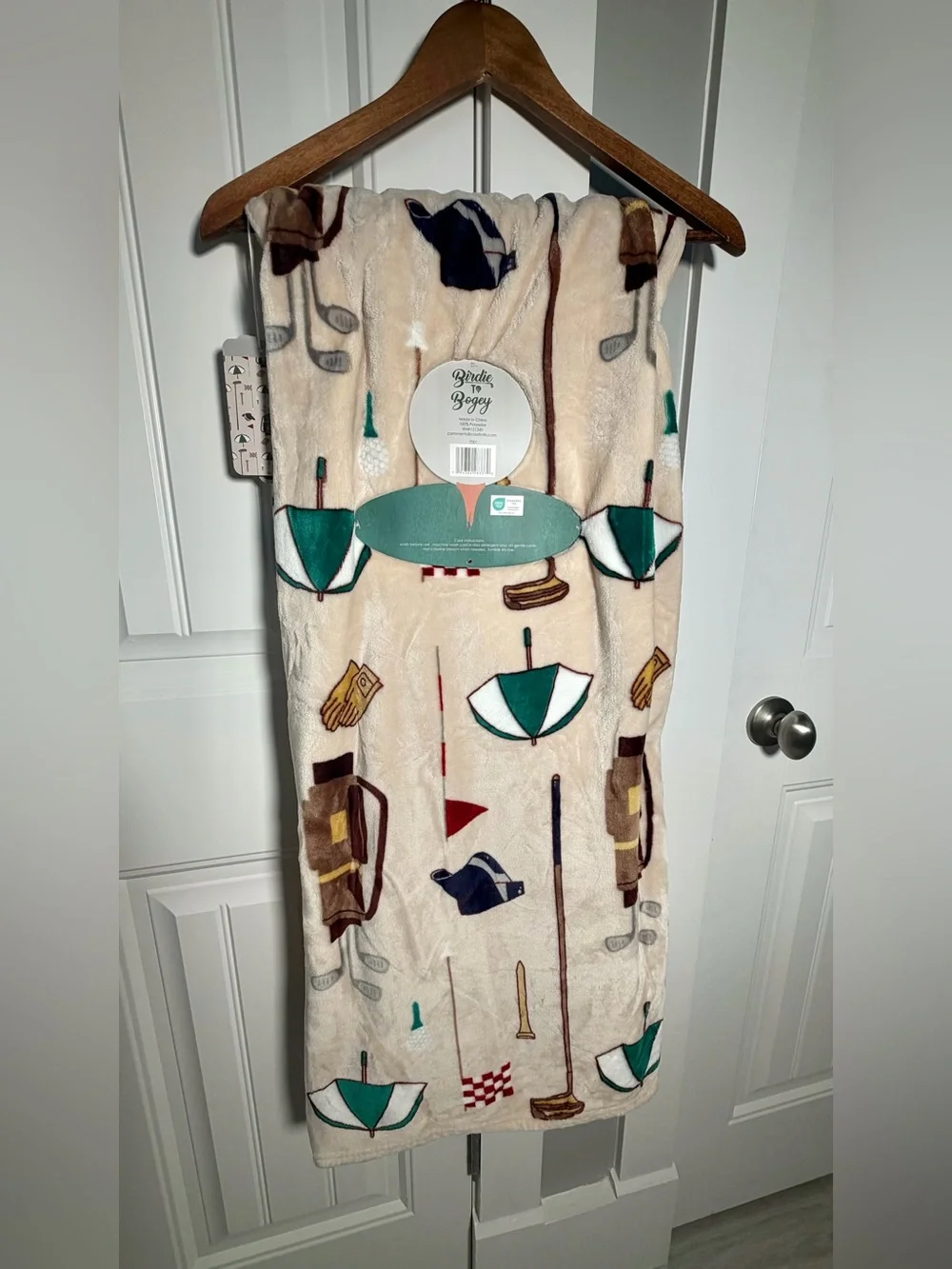 Golf Print Throw Super Soft - Cream & Green